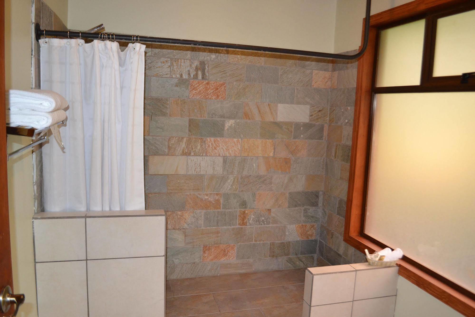 Ficus Lodge Monteverde Dış mekan fotoğraf